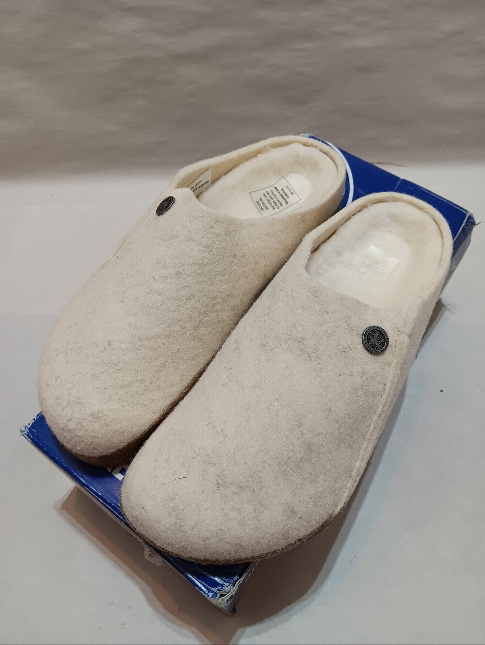 Birkenstock Zermatt Rivet Slippers EU37, US L6, M4 Ecru Wool Felt Slip On Shoes - Picture 2 of 9